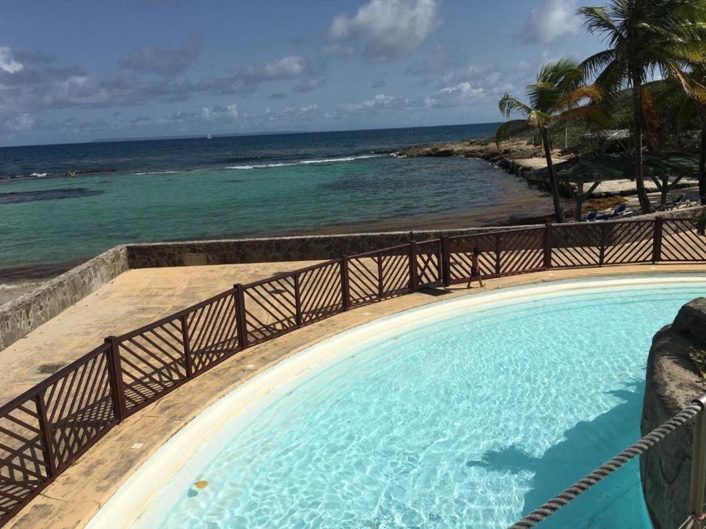 Studio Vue Mer Piscine Plage Kaz Punch Manganao Chez Julie Saint-Francois  Ngoại thất bức ảnh